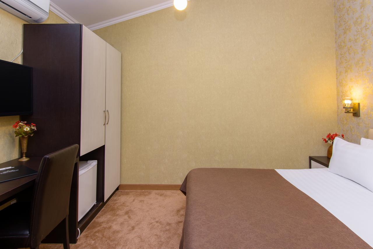 King David Hotel Tbilisi Exterior foto